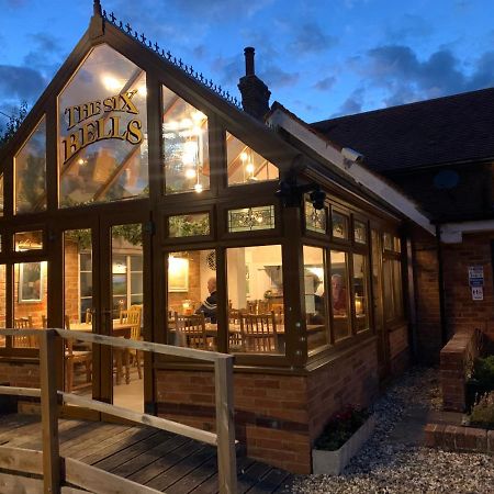 The Six Bells Hotell Beenham Exteriör bild
